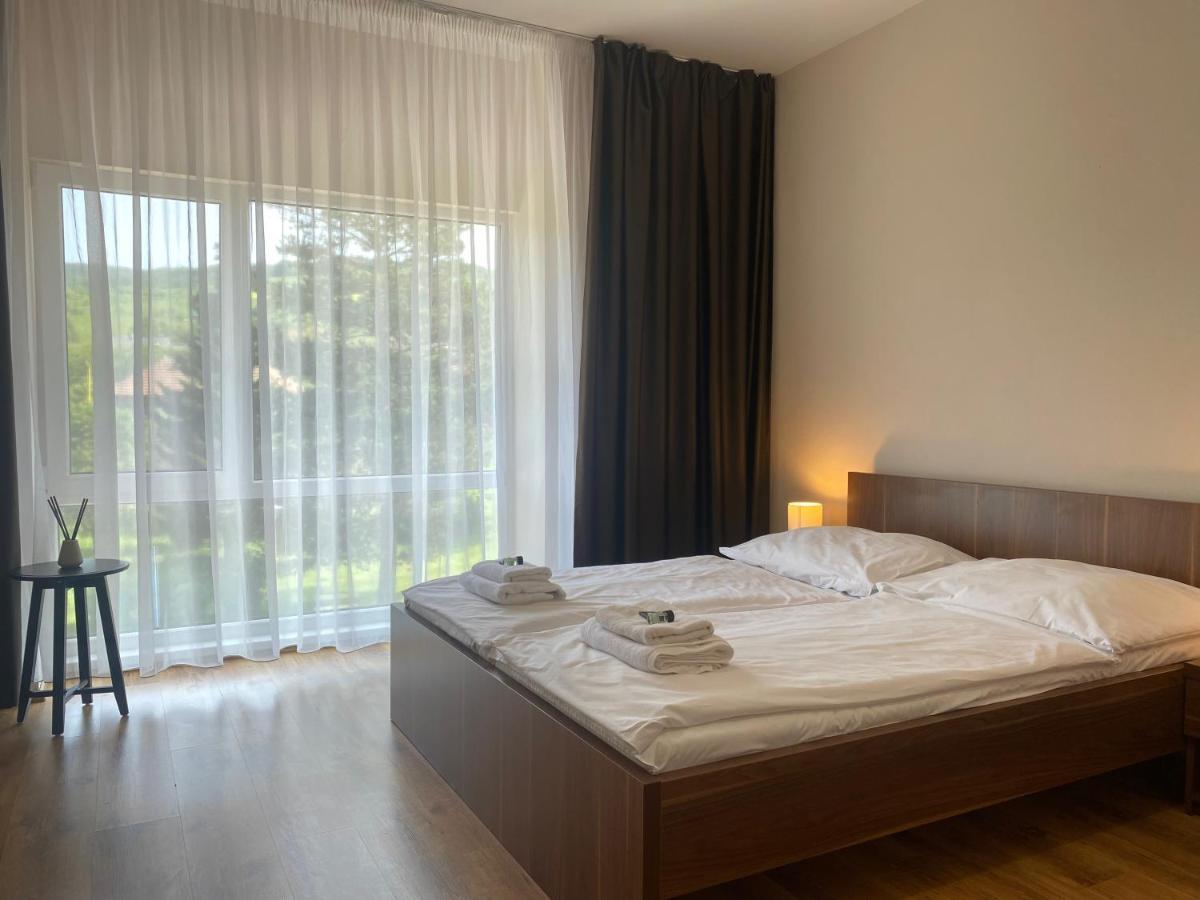 Hotel Aréna Brumov Extérieur photo