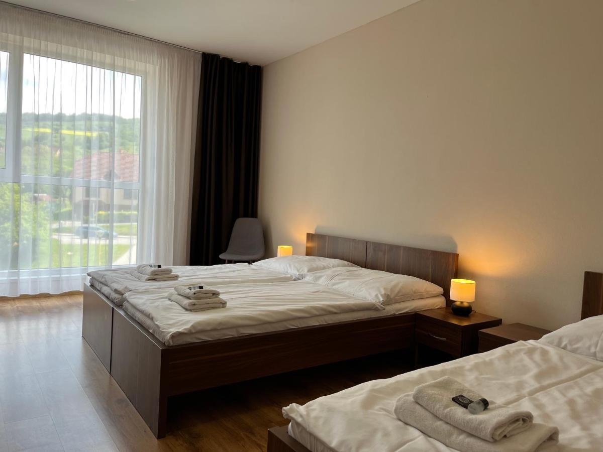 Hotel Aréna Brumov Extérieur photo