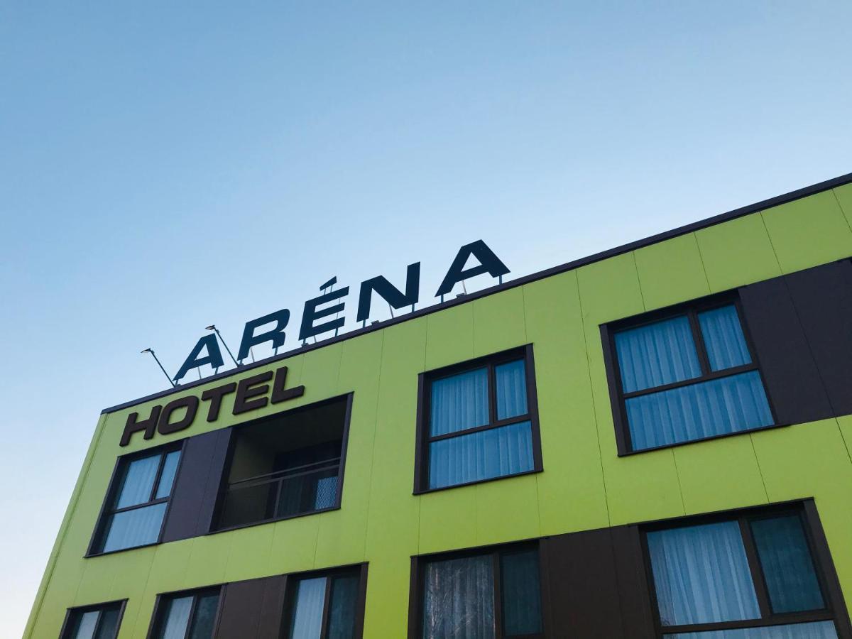 Hotel Aréna Brumov Extérieur photo