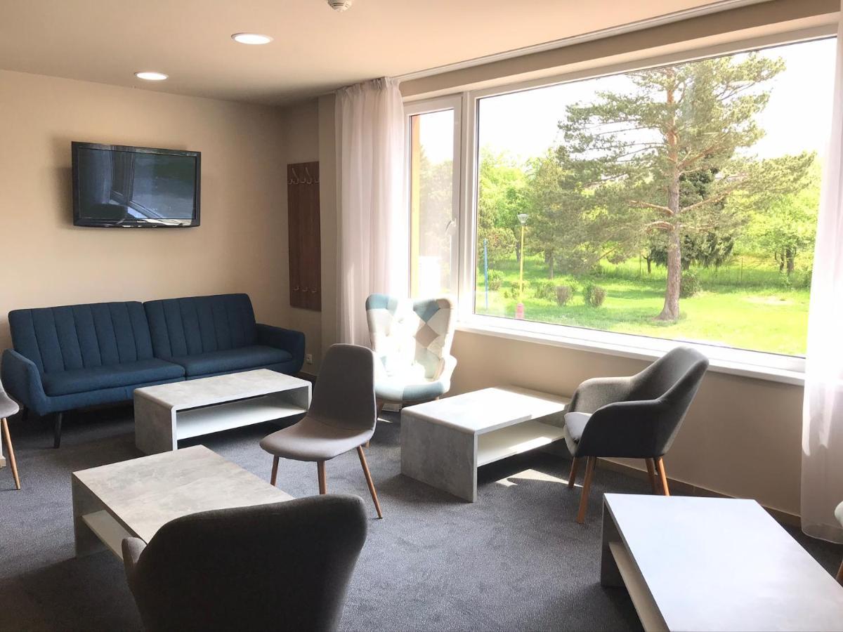 Hotel Aréna Brumov Extérieur photo